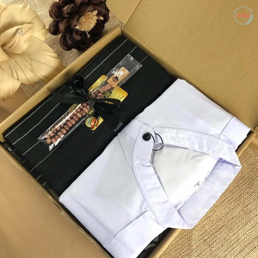 Hampers Gift Box Cowok Cakep Baju Koko + Sarung Kado Cowok Kado Ulang Tahun Wisuda Anniversary