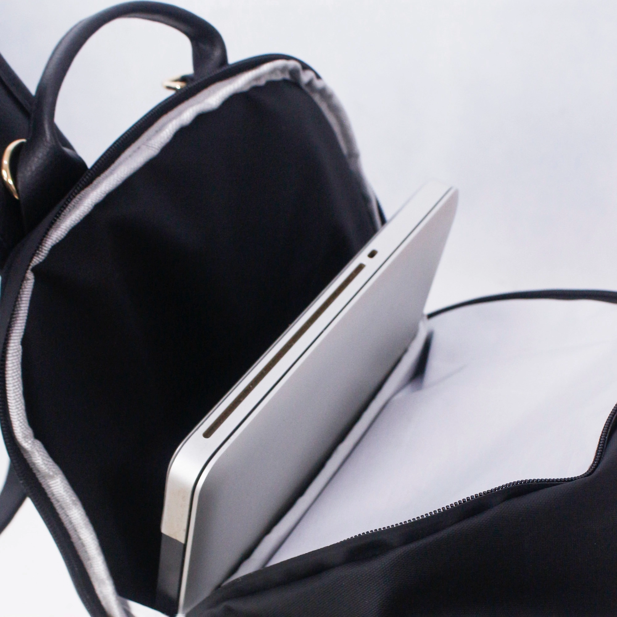 Buccubag Tas Perlengkapan Bayi Medium Ransel diaperbag blackquido
