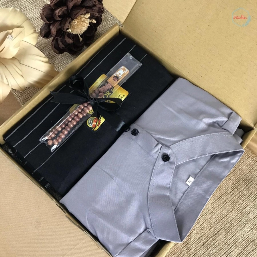 Hampers Gift Box Cowok Cakep Baju Koko + Sarung Kado Cowok Kado Ulang Tahun Wisuda Anniversary