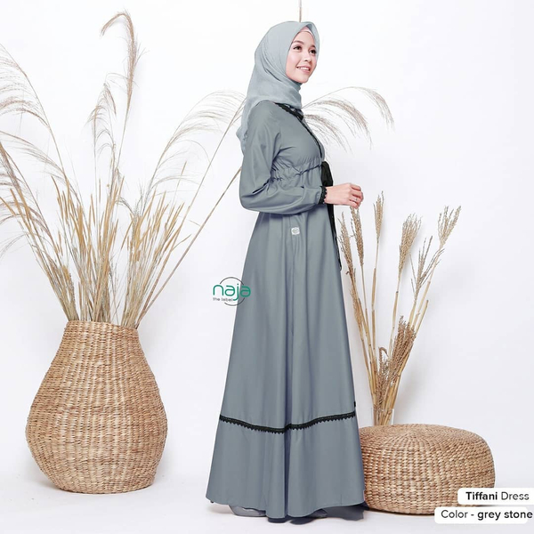 Tips Memilih Baju Sesuai Agama Alya Hijab