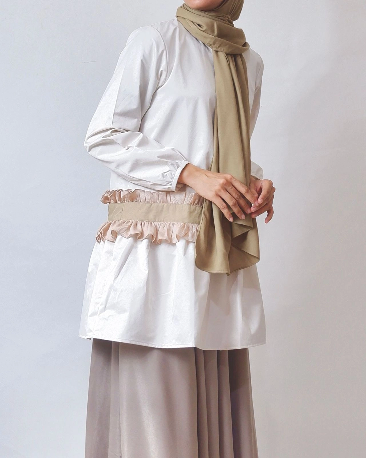 Gamami Top | A-Line Top | GADIZA | Ruffles | Top Midi